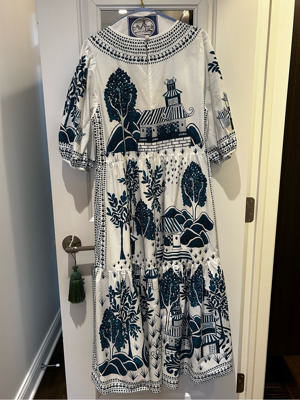 FARM Rio White Maxi Dress with Blue Scenic Print - Picture 2 of 6